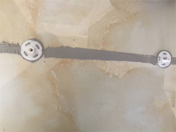 地面瓷砖空鼓怎么办修复(地面瓷砖空鼓修复材料名称大全)