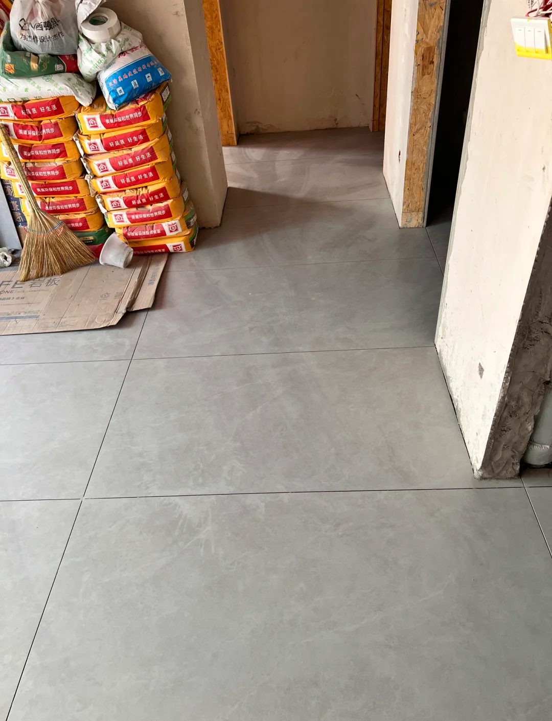 怎么找铺瓷砖工人(怎么找贴瓷砖的师傅) 怎么找铺瓷砖工人(怎么找贴瓷砖的师傅)